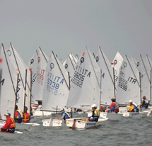 Spettacolo di Optimist
alla "Spring Cup di Cervia"